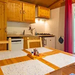 6 Personnes Avec Terrasse - Api-1-52-233 Fenouillet (Pyrenees-Orientales)